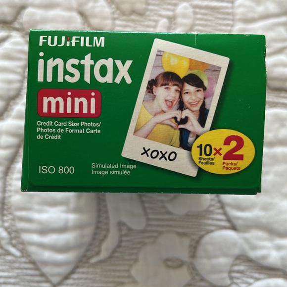 Fujifilm Instax Mini Twin Film Pack (20 Photos) - Picture 5 of 5